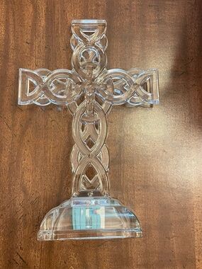 Crystal Table Standing Cross